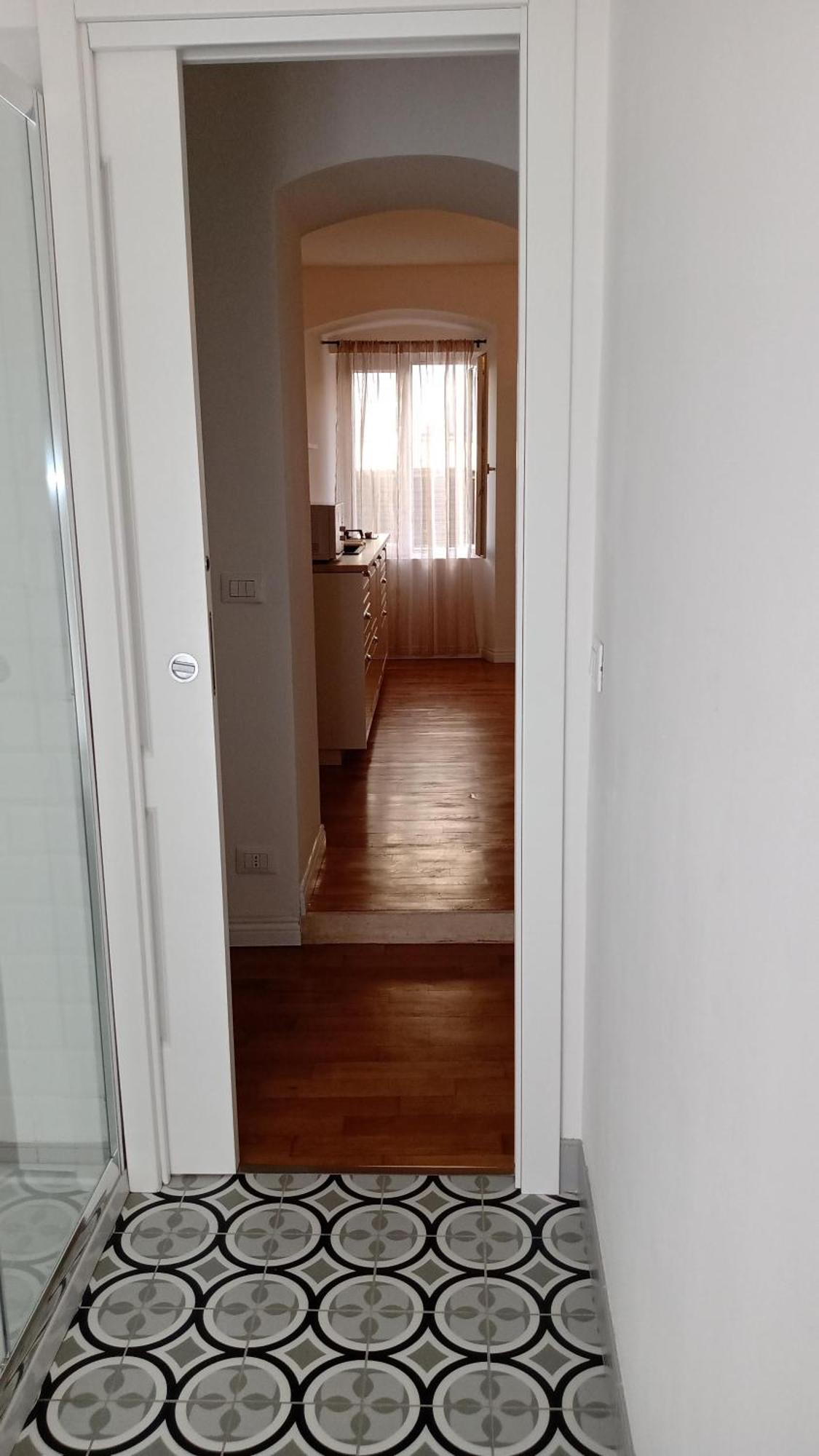 Casa Renova, Intero Appartamento, 2 Camere, Max 4 Ospiti, Trieste Zona Storica Екстер'єр фото